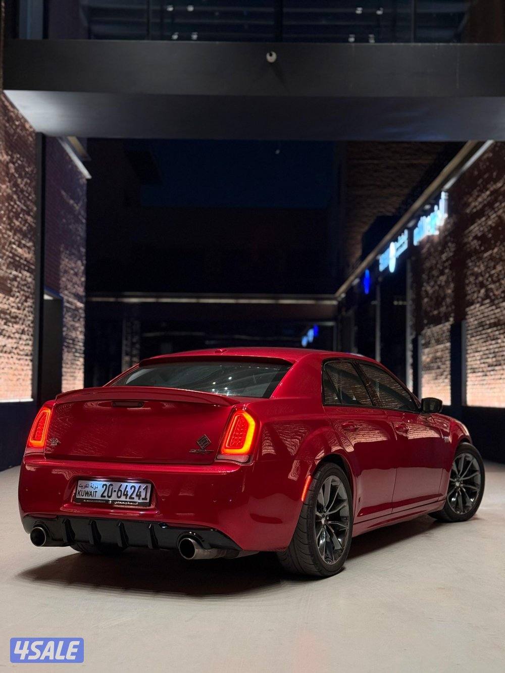 للبيع كرايزر  2013 محول SRT 20204