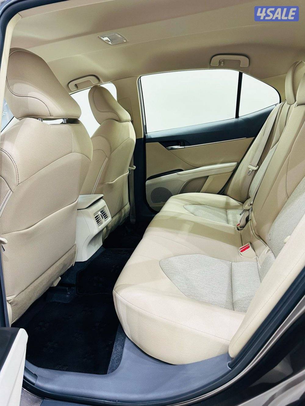 للبيع تويوتا كامري LE  2.5موديل 20245