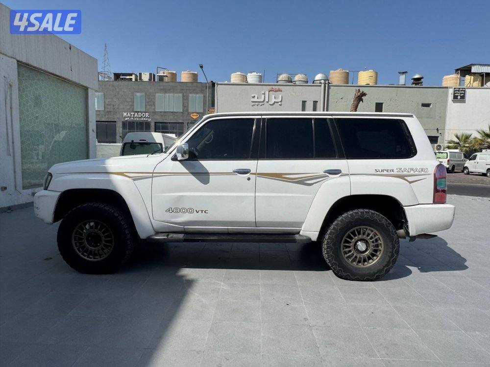 نيسان سفاري 20092