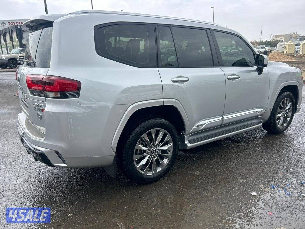 تويوتا لاند كروزر GX.R AEROs  twin turbo.V6 موديل 2023 ماشى 71.000 k.m2