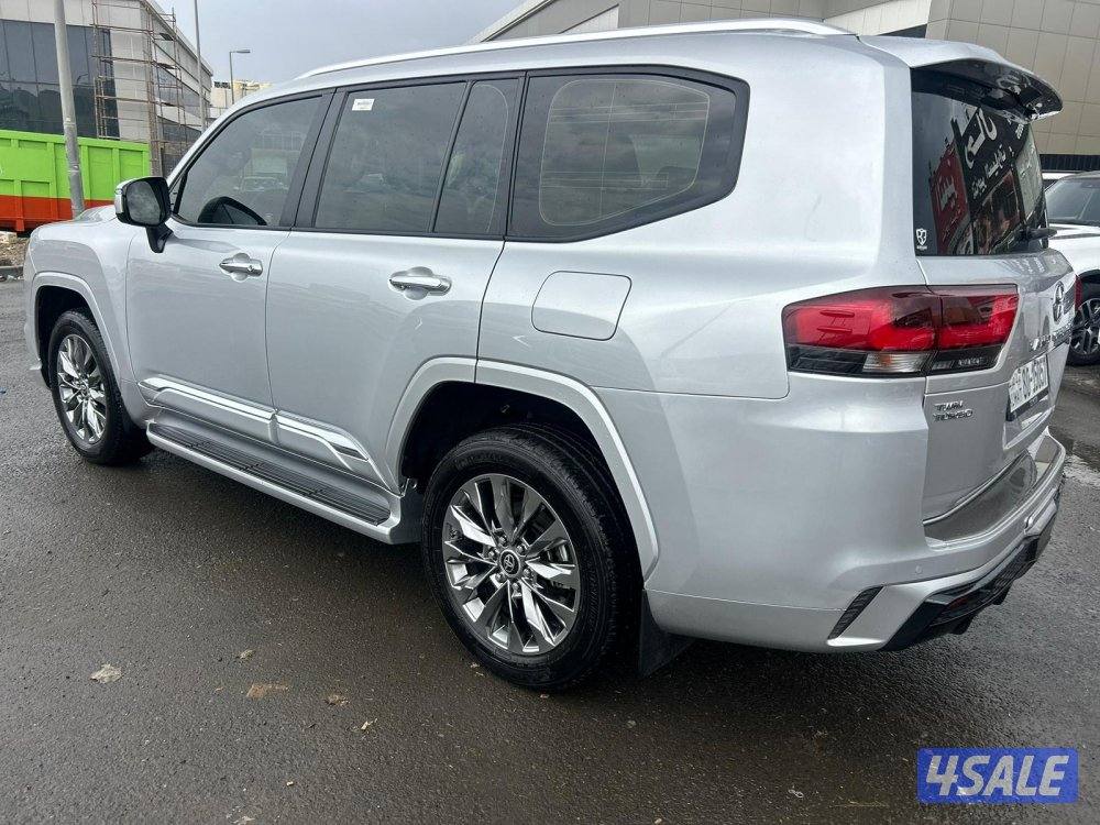 تويوتا لاند كروزر GX.R AEROs  twin turbo.V6 موديل 2023 ماشى 71.000 k.m3