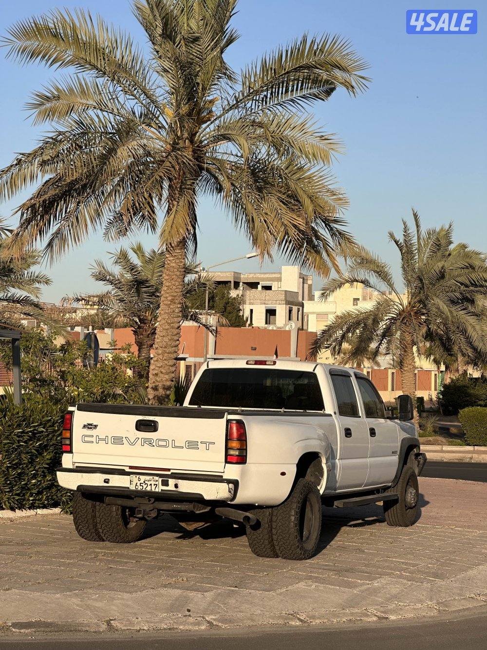 European owner, Chevrolet Silverado Dully , good condition0