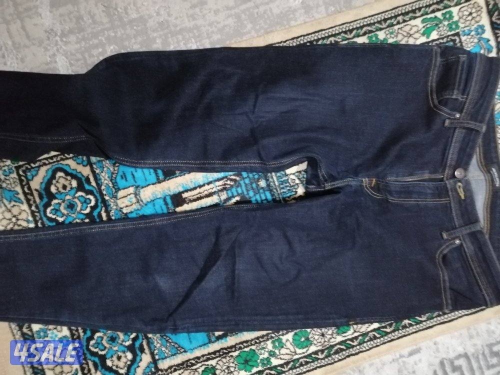 3 jeans trousers+Hoodie+Shirt+T-shirt different sizes1