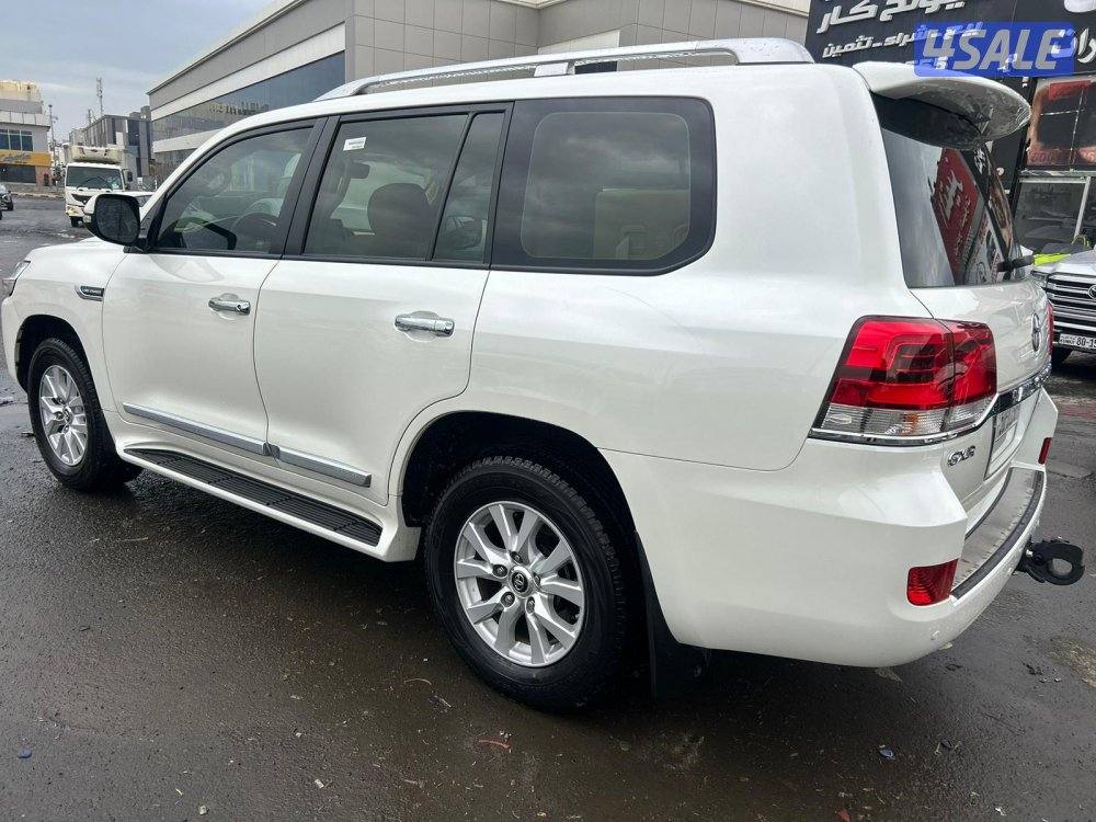 تويوتا لاند كروزر GX.R-V6 موديل 2021 ماشى 43.000 k.m   وارد الساير .3