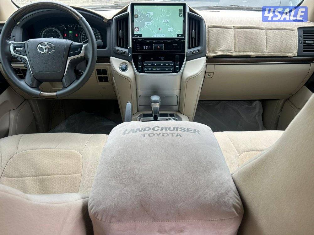 تويوتا لاند كروزر GX.R-V6 موديل 2021 ماشى 43.000 k.m   وارد الساير .6