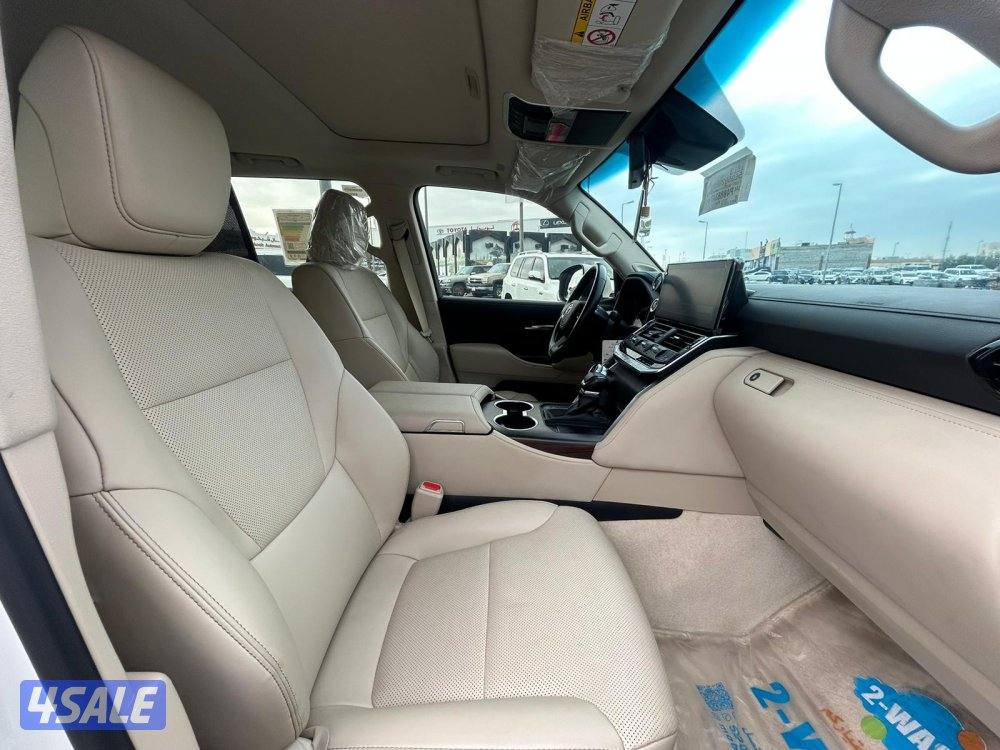 تويوتا لاند كروزر GX.R AEROs  twin turbo.V6 موديل 2023 ماشى 45.000 k.m5