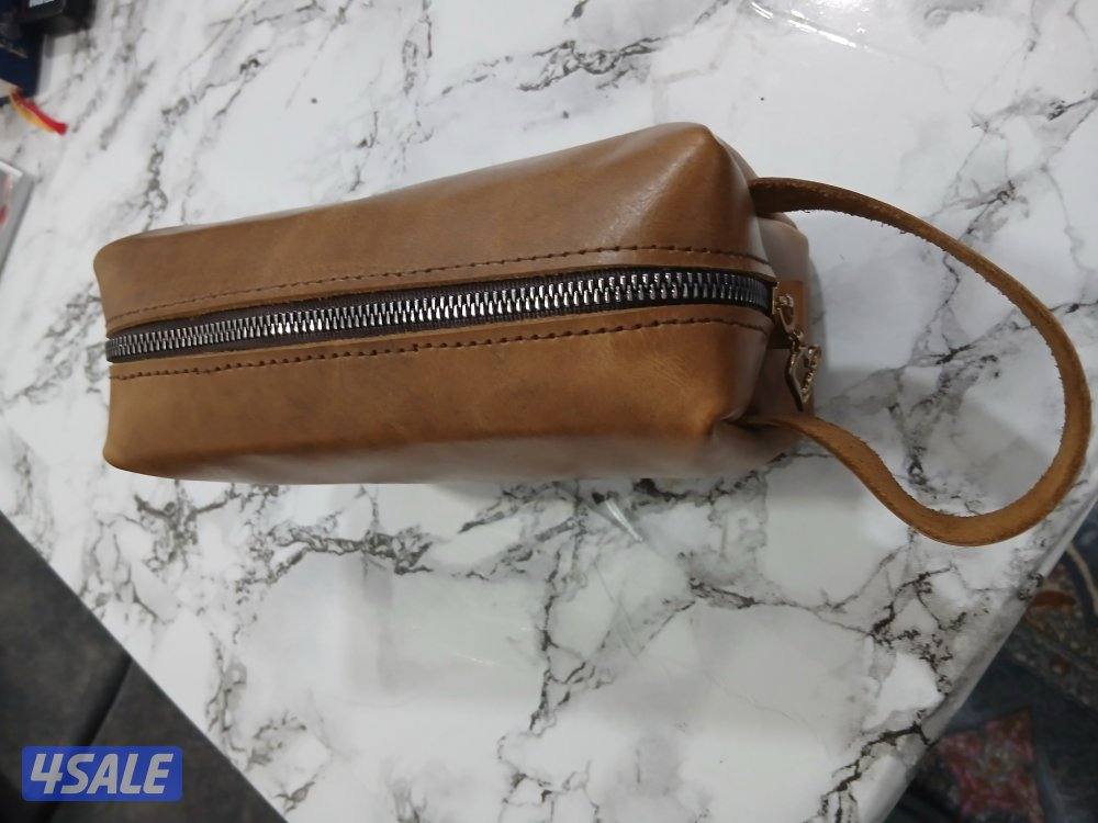 شنطة يد رجالى- صناعة يدوي -مصنوعة من الجلد الطبيعى  بول اب الفاخر1