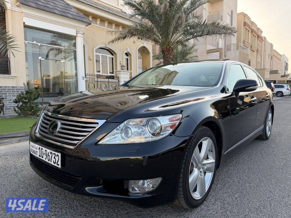 لكزس LS460 الساير لارج 2012 بحاله نادره عداد 77 الف4