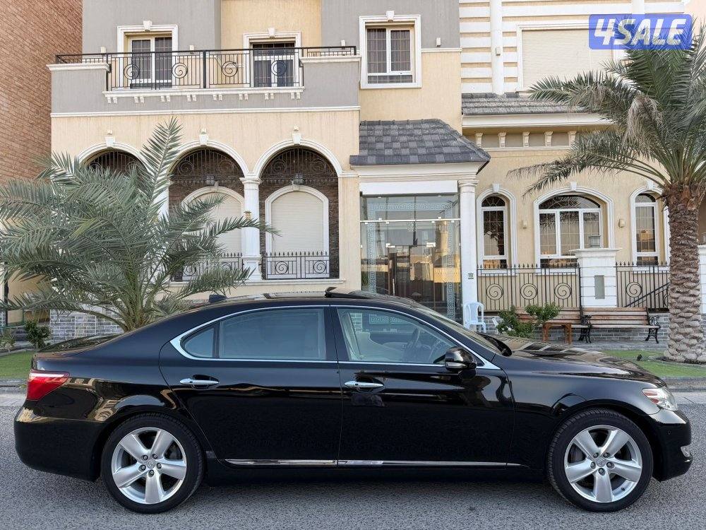 لكزس LS460 الساير لارج 2012 بحاله نادره عداد 77 الف3