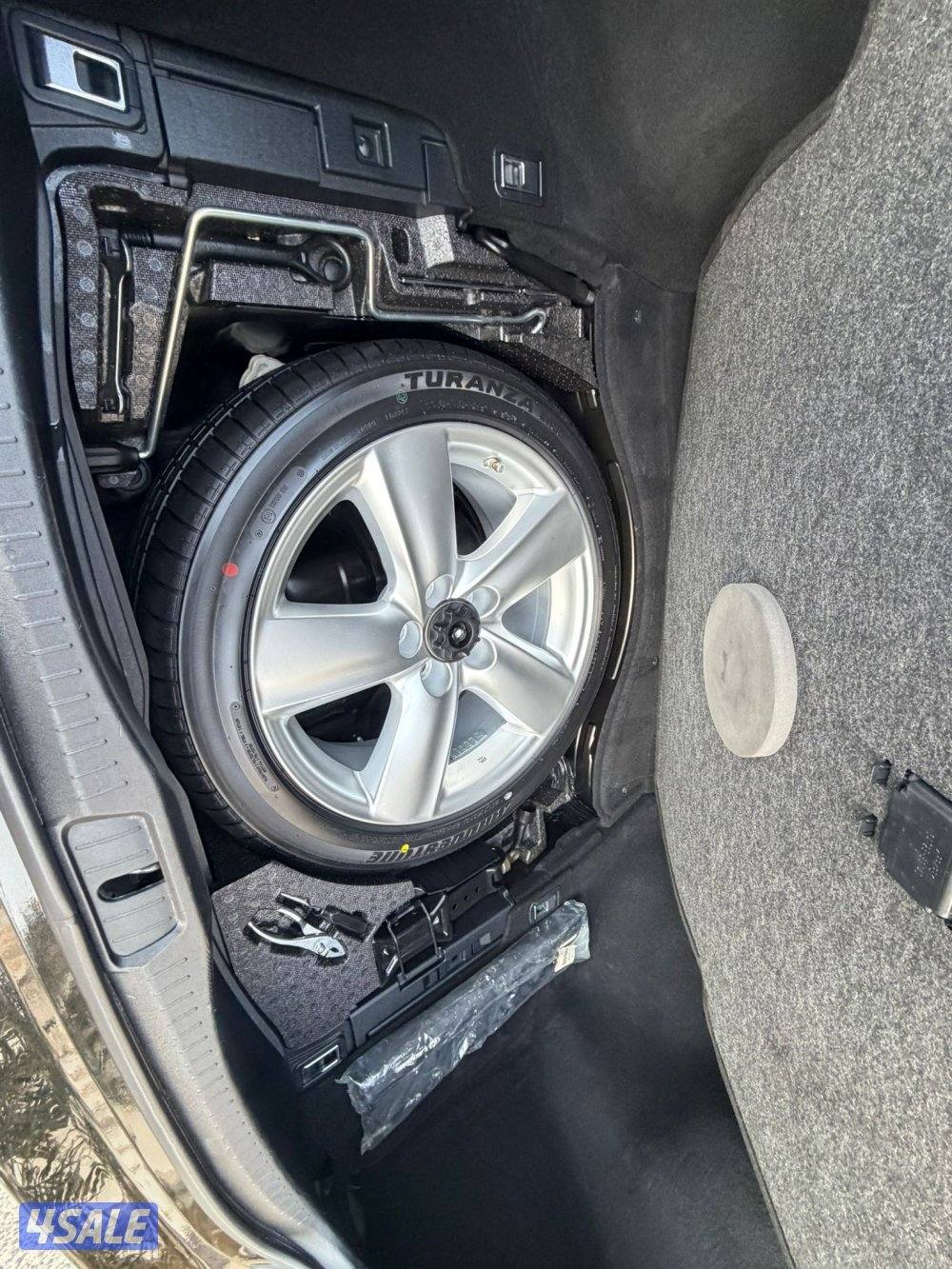 لكزس LS460 الساير لارج 2012 بحاله نادره عداد 77 الف6