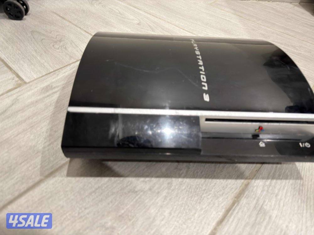 PS3 fat model | بليستيشن ٣ نظيفه0