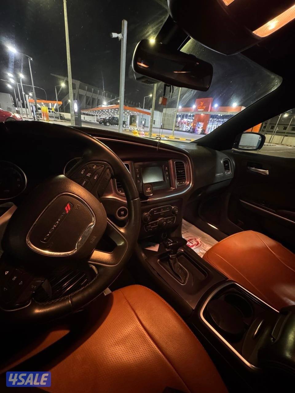 Dodge charger 201610