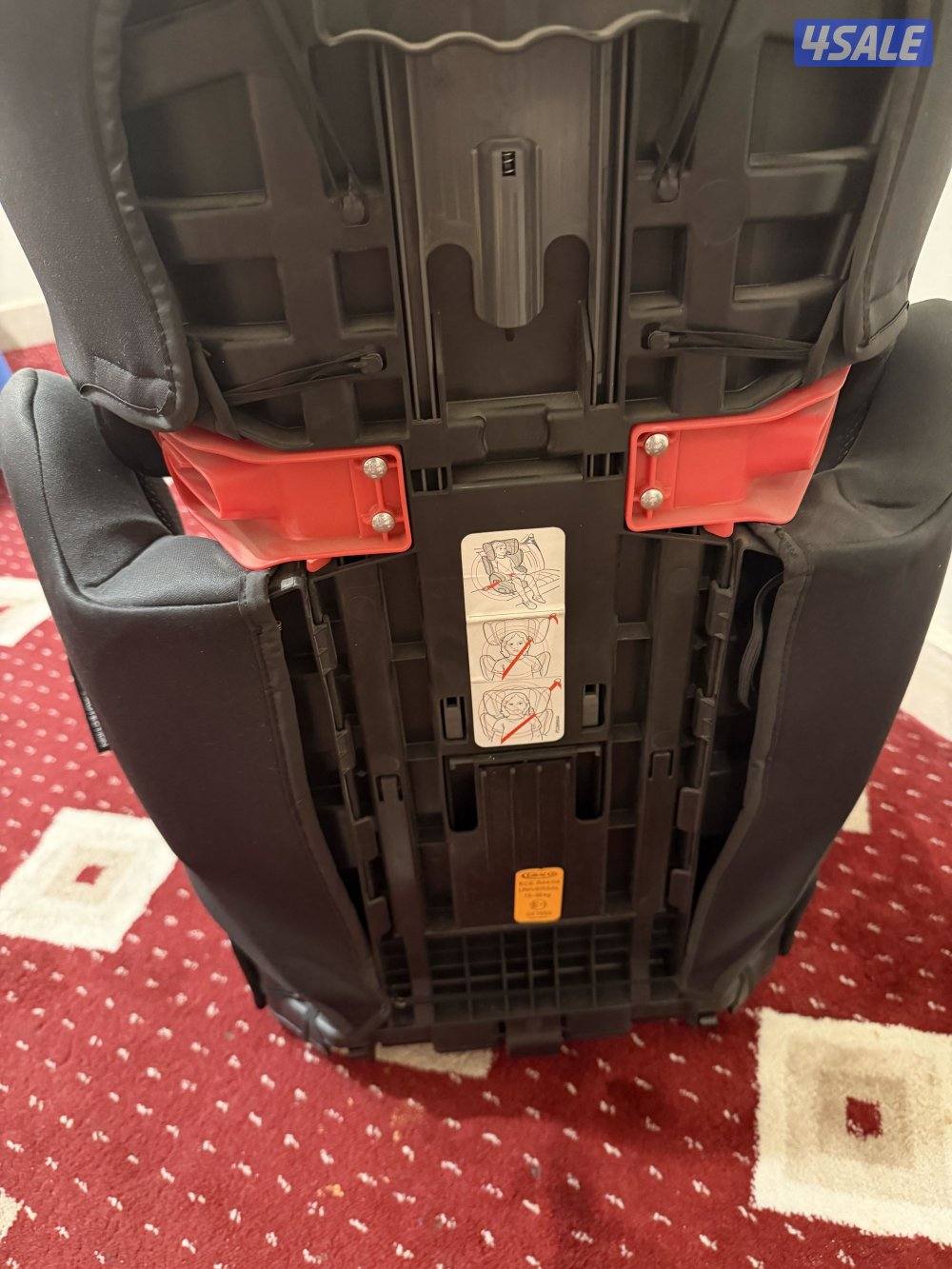 مقعد سياره للاطفال مستعمل0