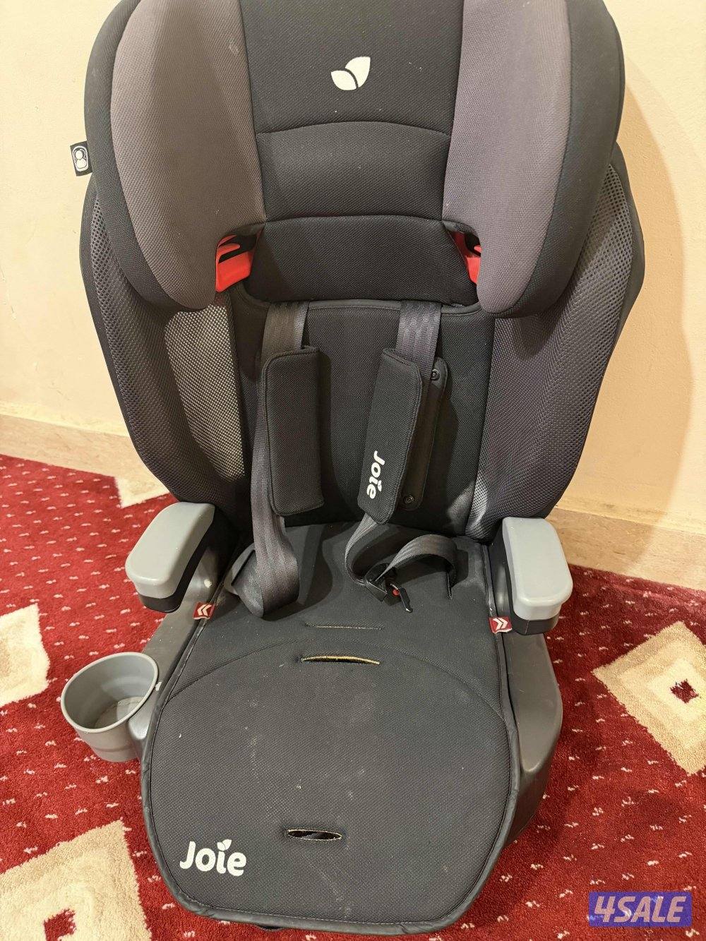 كرسي اطفال مستعمل0