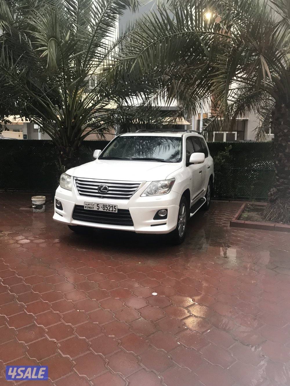 Lexus LX5701