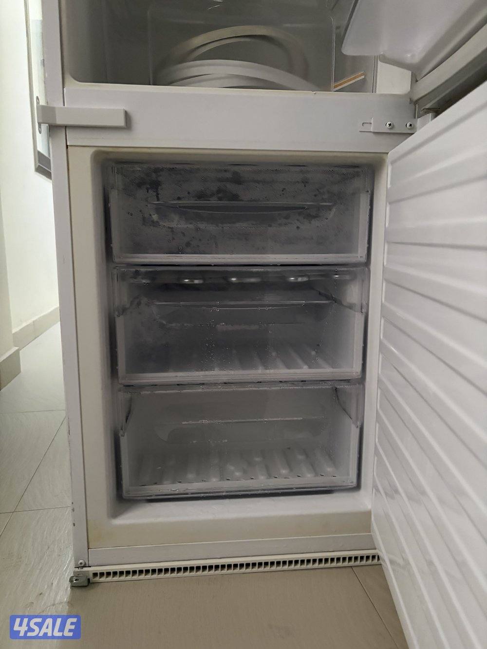 ‏ثلاجة للبيع1