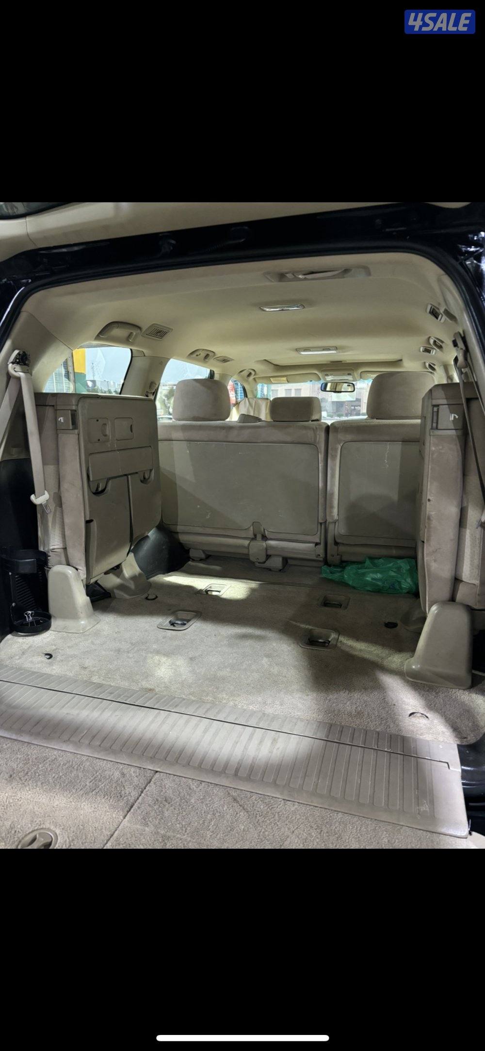 لاندكروزر بحالة ممتازة 2011 شرط الفحص صبغ الوكالة ماعدا 3 قطع عداد 2705