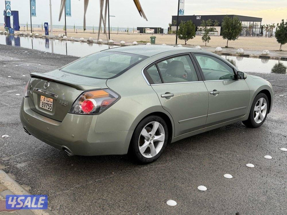 للبيع نيسان التيما عداد97 الف شرط الفحص بحاله نادره5