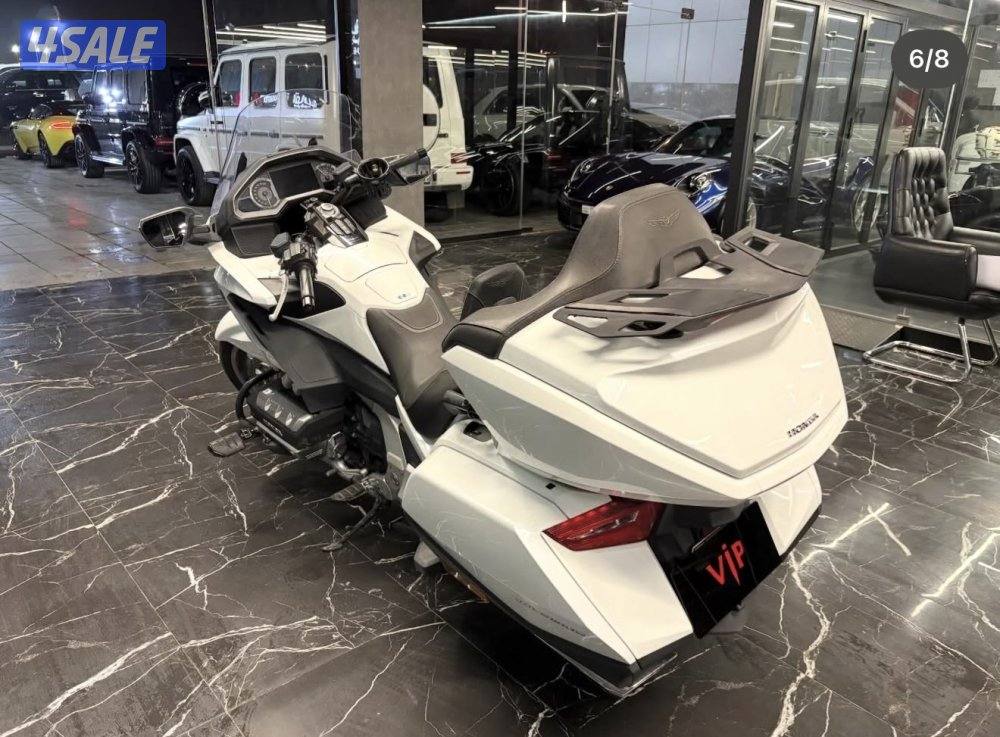 2022 Honda Gold Wing – Only 18,000 km – Excellent Condition4