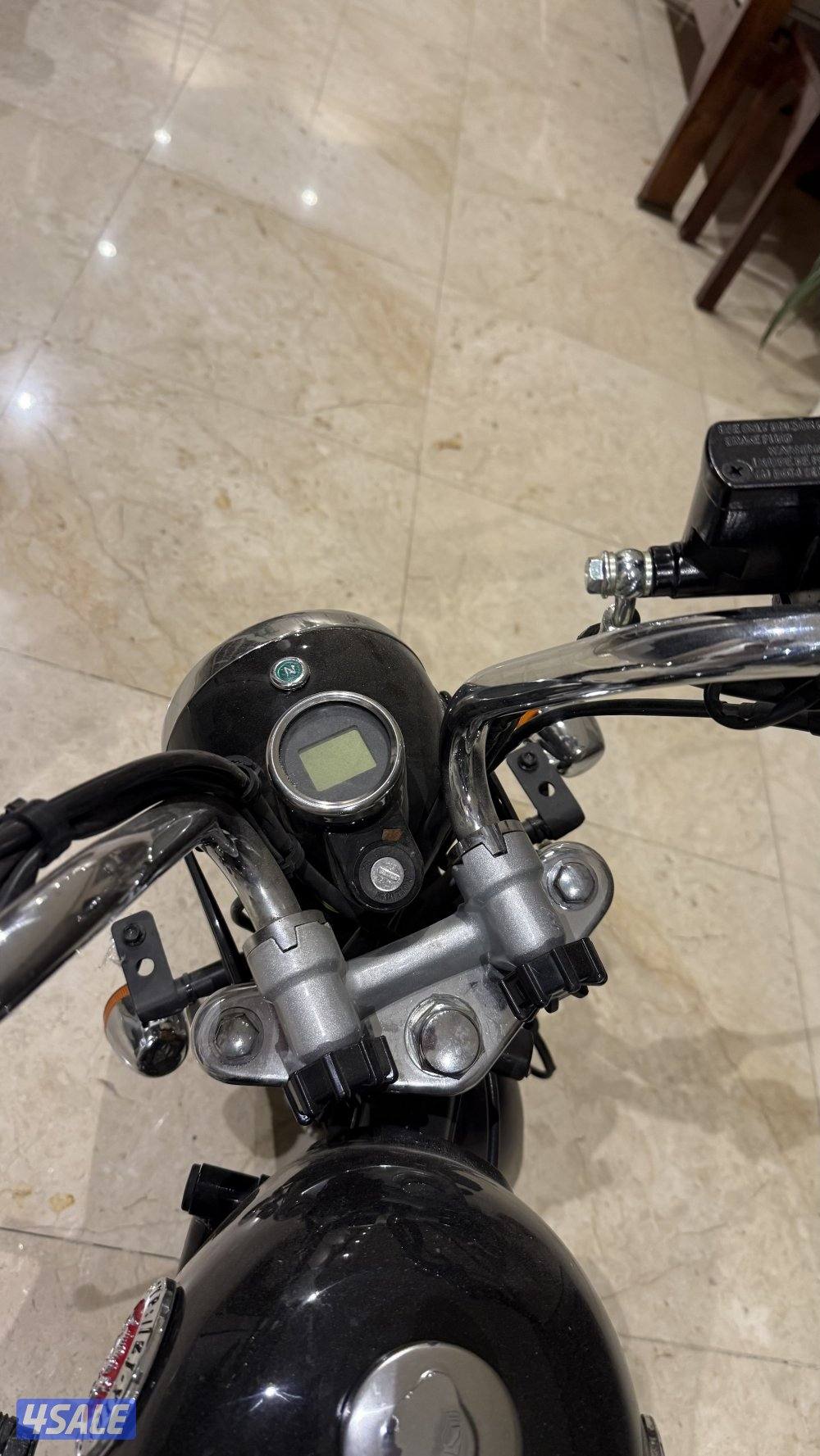 هارلي مونكي 1100