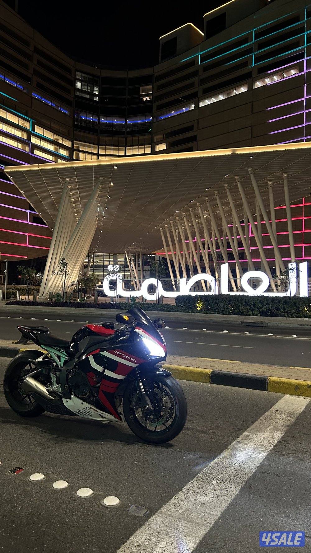 للبيع فقط cbr1000r0