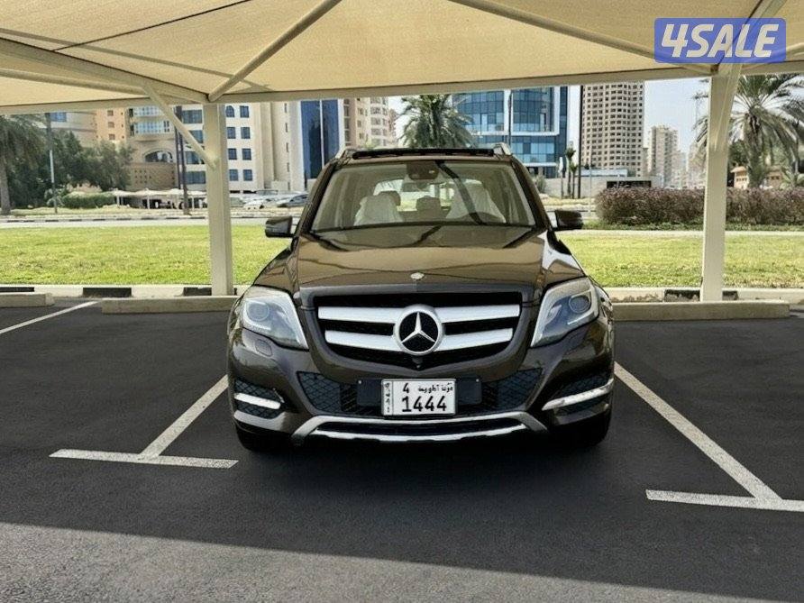 مرسيدس GLK250 - الموديل:2014 - العداد:1901