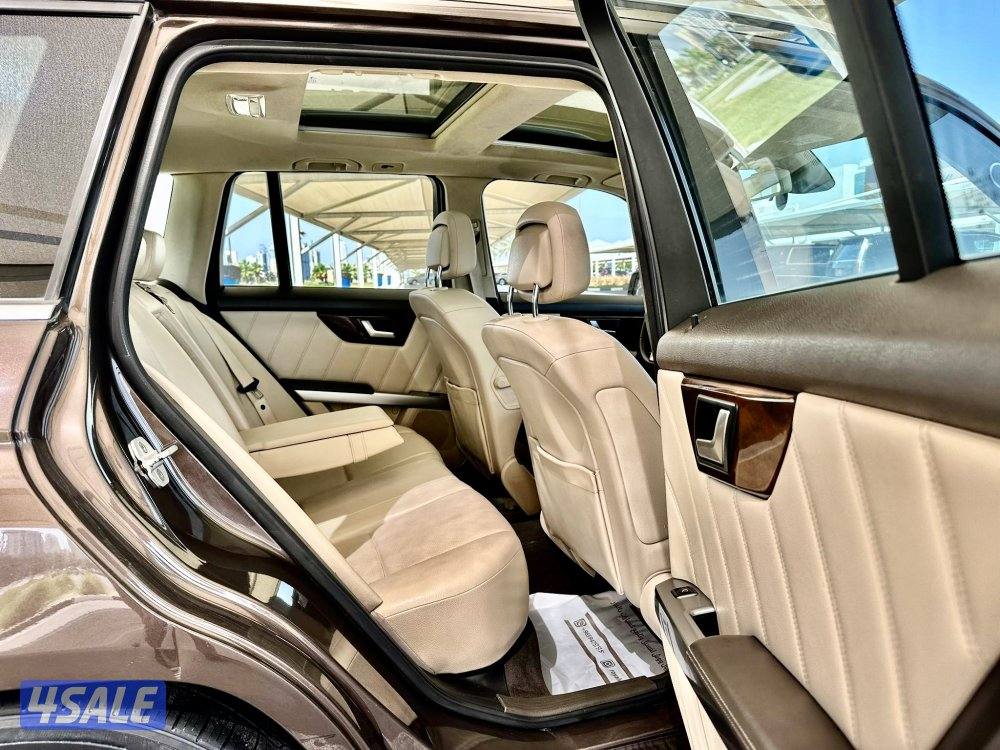 مرسيدس GLK250 - الموديل:2014 - العداد:1909