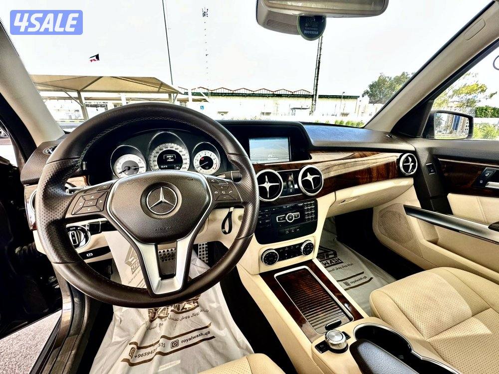 مرسيدس GLK250 - الموديل:2014 - العداد:19015