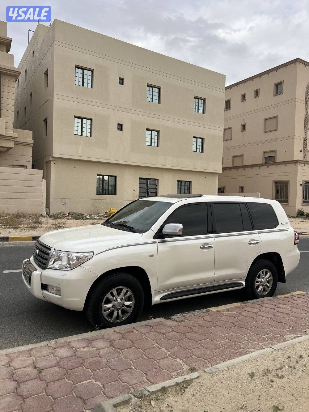 جي اكس ار وارد قطر 2011 عداد 433 . 8 سلندر3