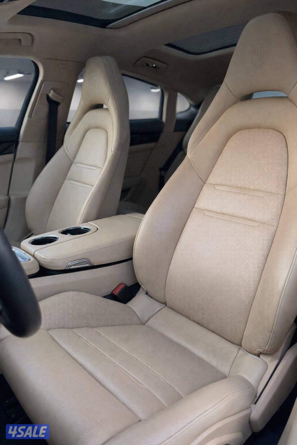 PORSCHE  PANAMERA عداد 45 الف8