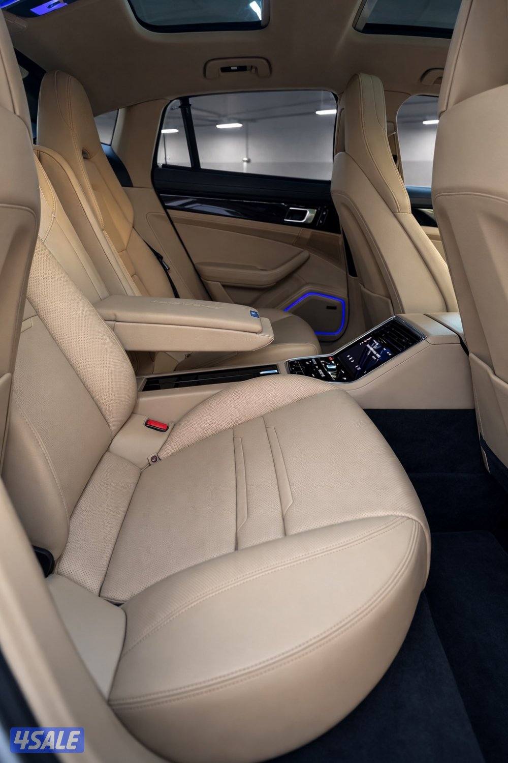 PORSCHE  PANAMERA عداد 45 الف9