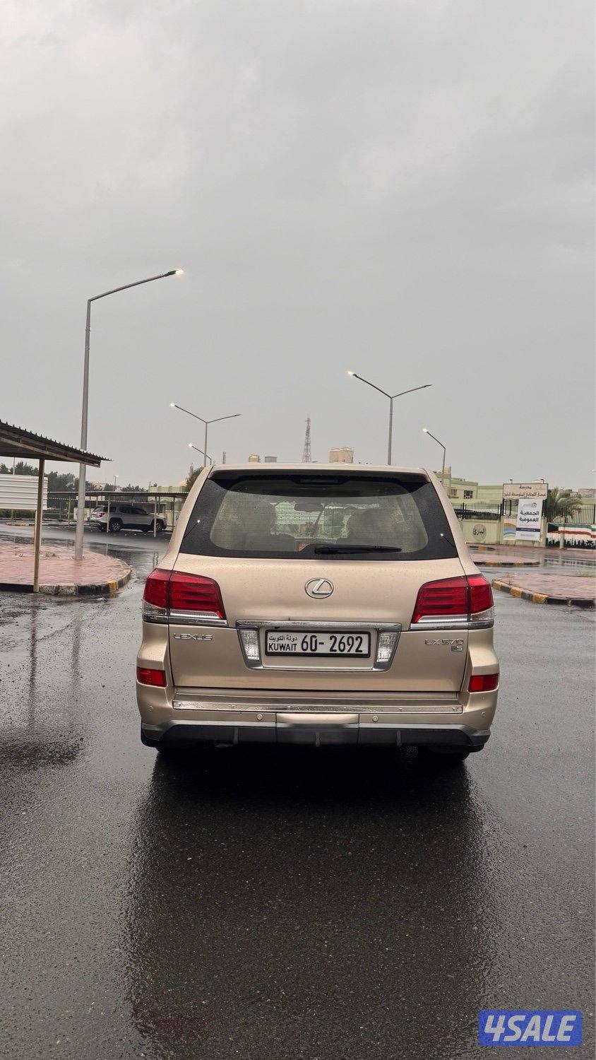 للبيع جيب لكزس2