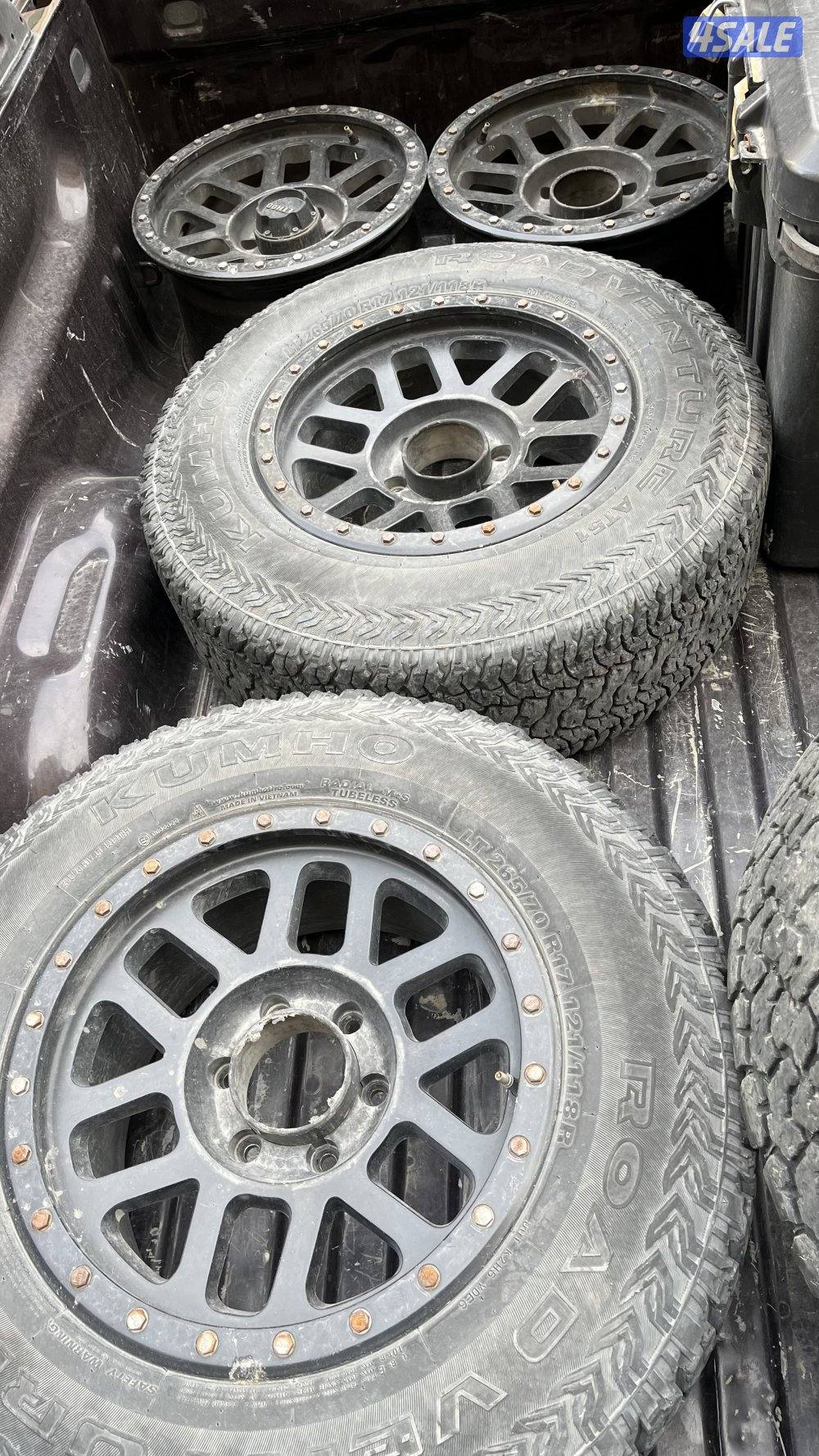 للبيع اربع رنجات ميثود اثنين مع توايرهم نظاف مافيهم شي1