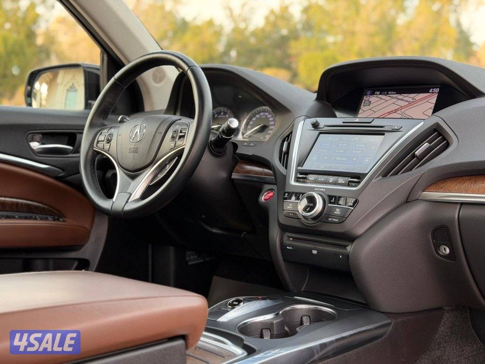 للبيع اكيورا MDX موديل 2018 بحالة الوكاله9