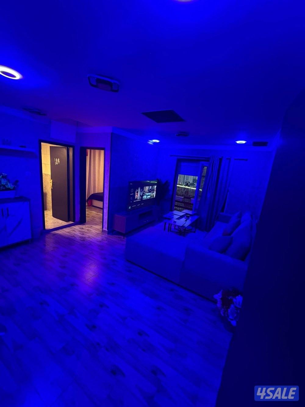 شقه للايجار غرفه وصاله ومطبخ وحمام تشطيب سوبر لوكس خلو0