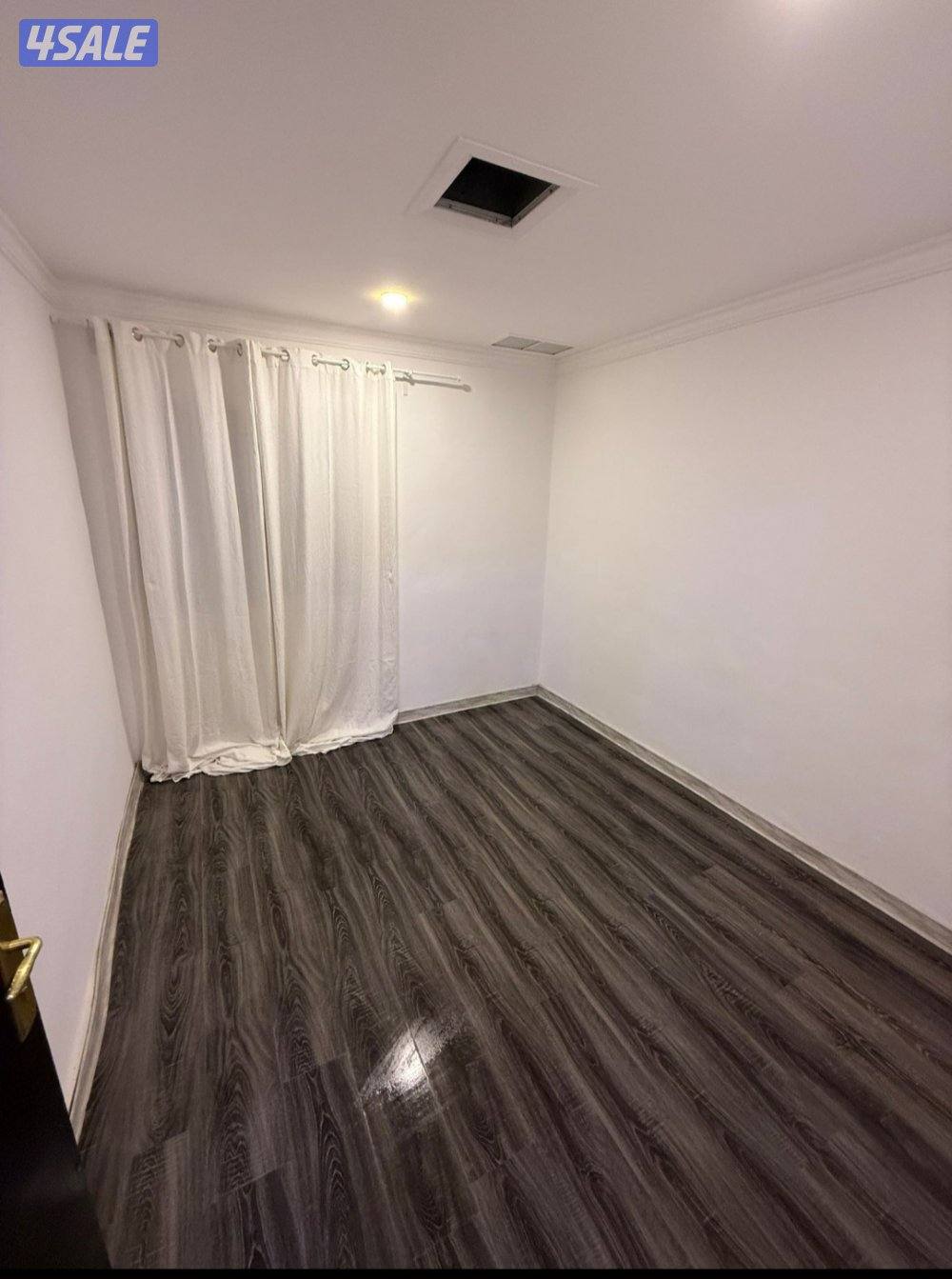 غرفتين وحمامين صالة ومطبخ بالسالمية القطعة 123