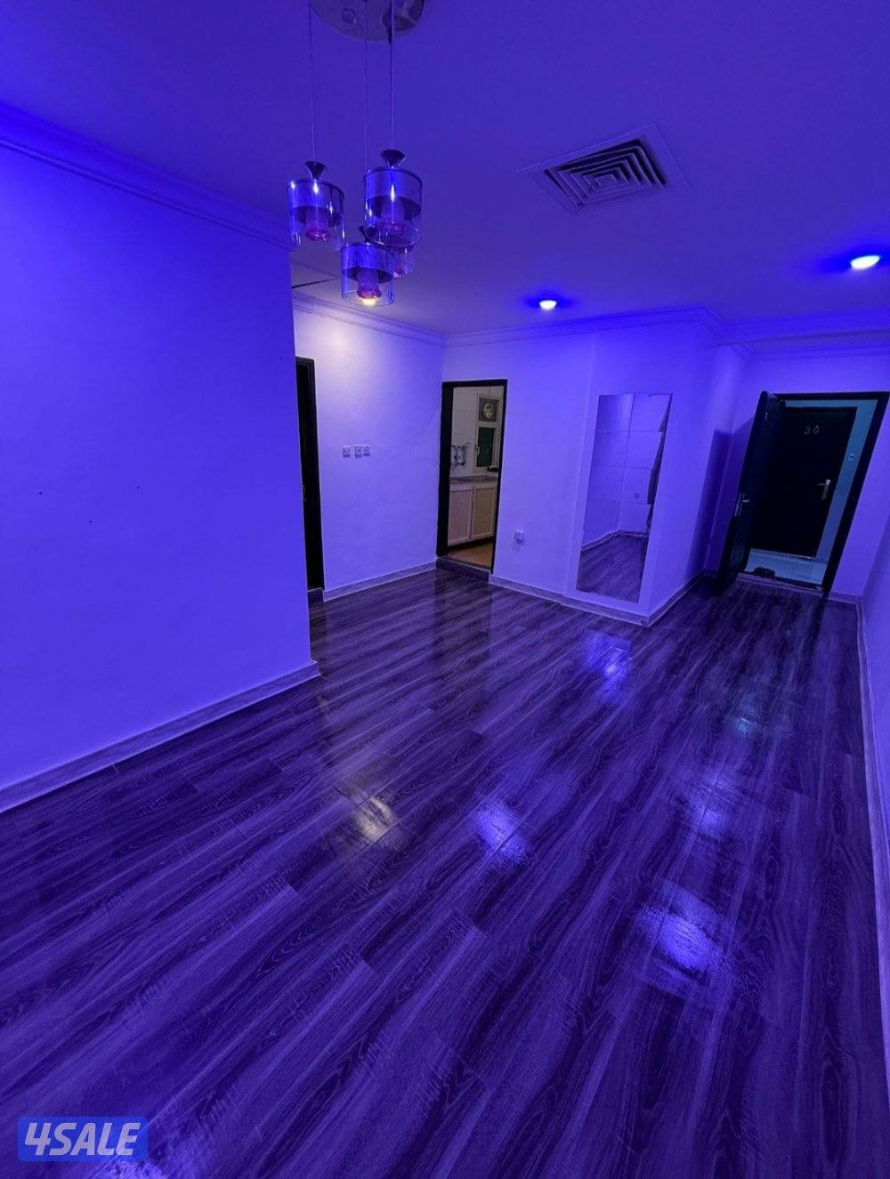 غرفتين وحمامين صالة ومطبخ بالسالمية القطعة 125