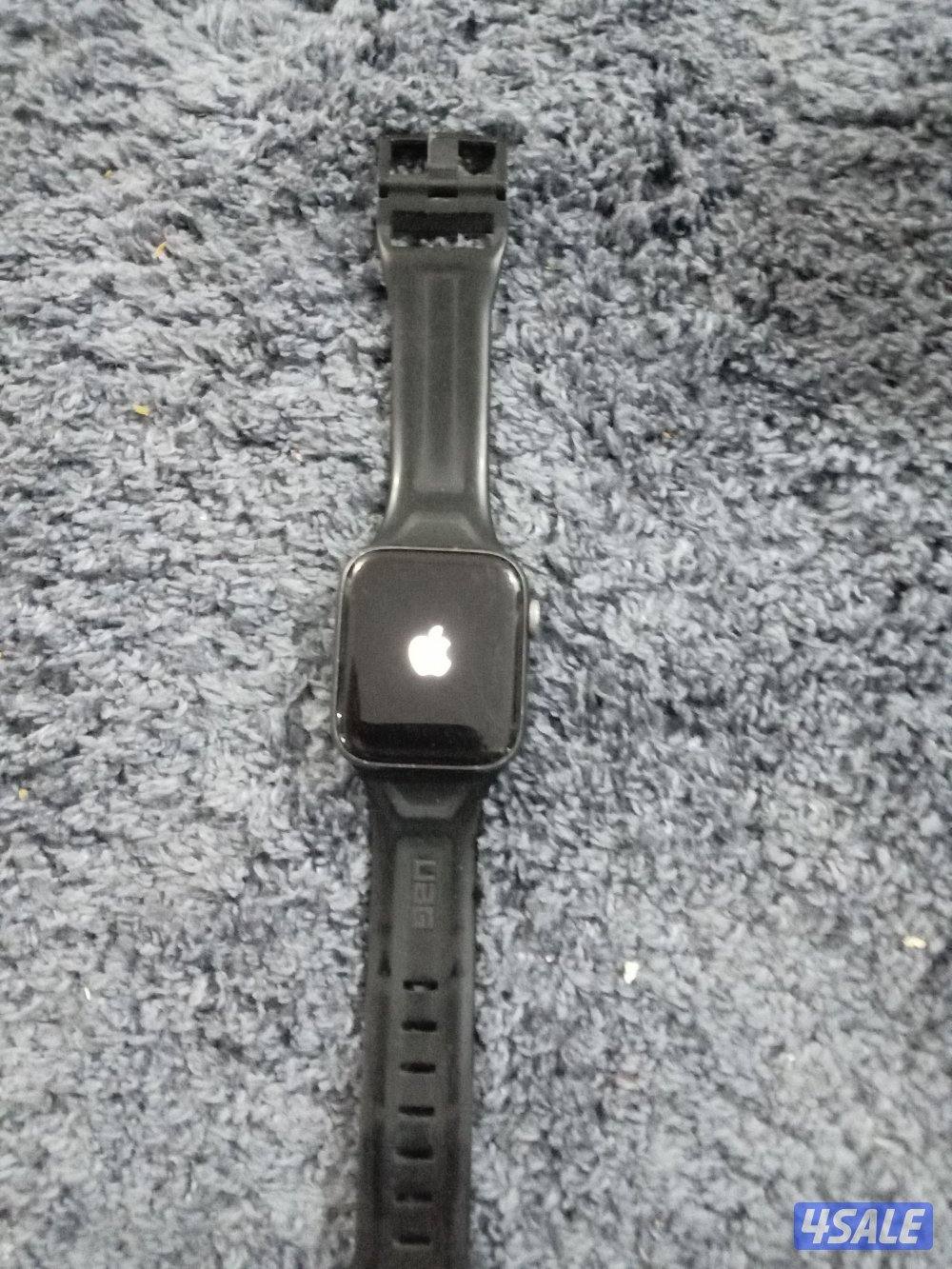 ساعة ابل سارير 5 بحالة جيدة10