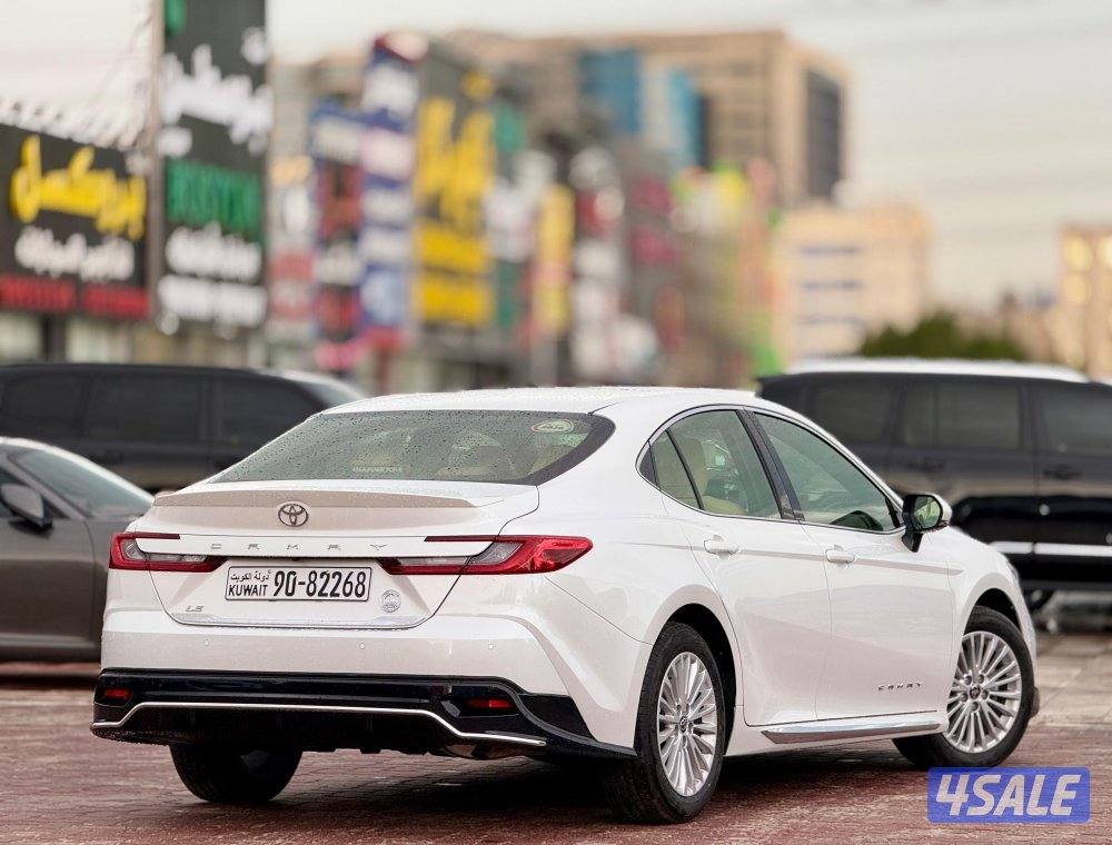 كامري اصفار 2026 كامل المواصفات3