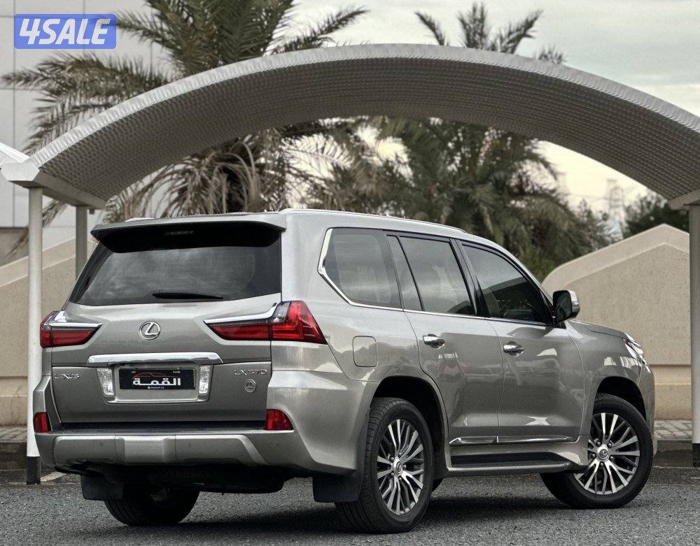 معرض القمة🚩6