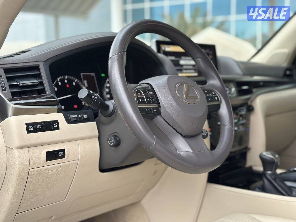 معرض القمة🚩7