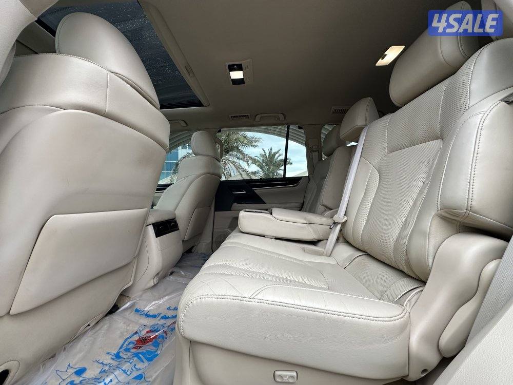 معرض القمة🚩9