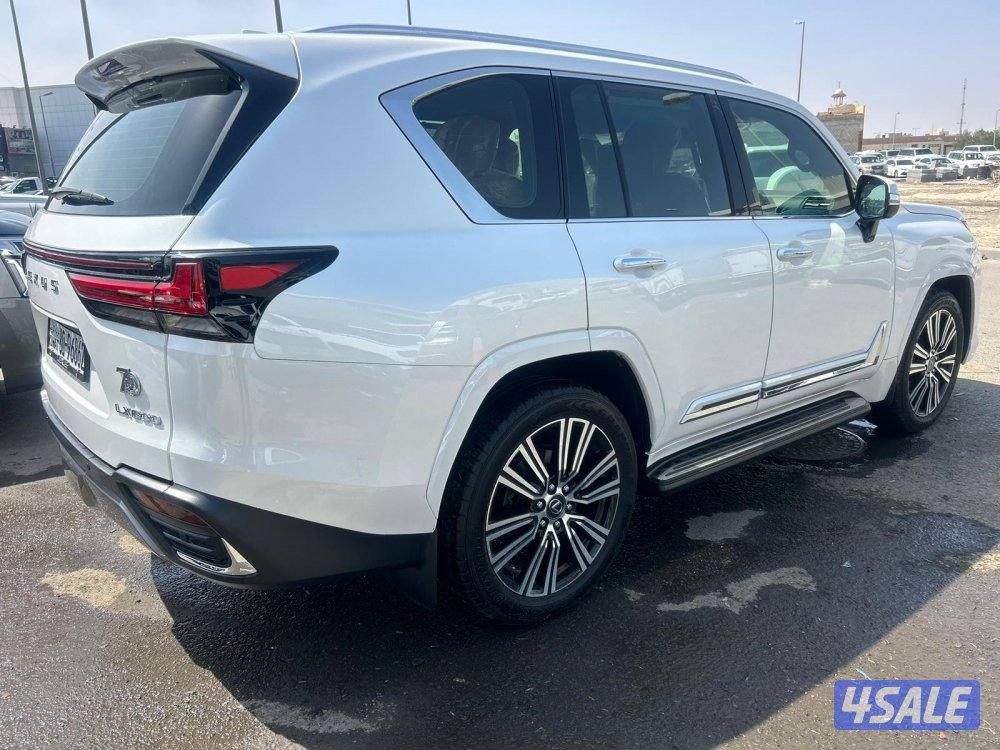 لكزس LX600 درجة اولى  twinturbo .V6 موديل 2025 ماشي 26.000 k.m  وارد2