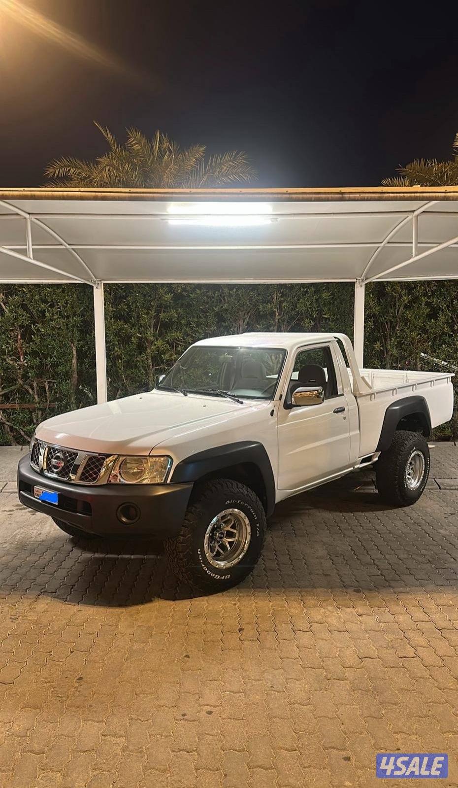 للببع او البدل يفضل مع جيب وانيت نيسان بيك اب 20120