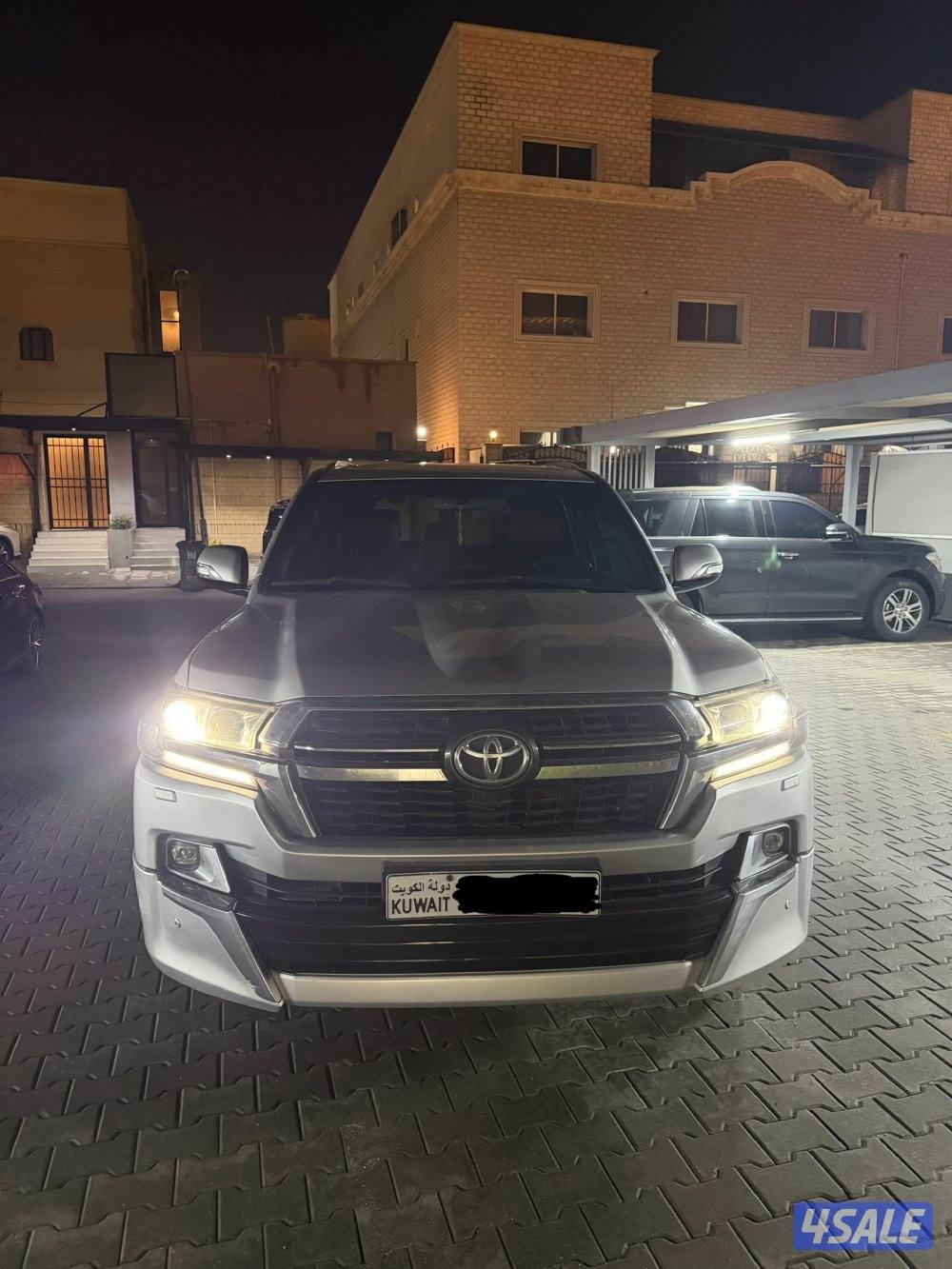 للبيع لاند لون سلفر 2018 مجدد2021 ماشي 230 فيه صبغ تجميلي3