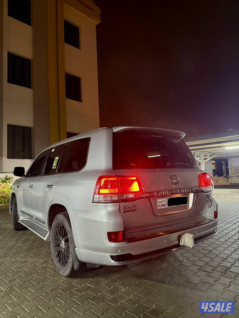 للبيع لاند لون سلفر 2018 مجدد2021 ماشي 230 فيه صبغ تجميلي5