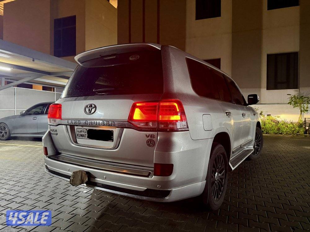 للبيع لاند لون سلفر 2018 مجدد2021 ماشي 230 فيه صبغ تجميلي7