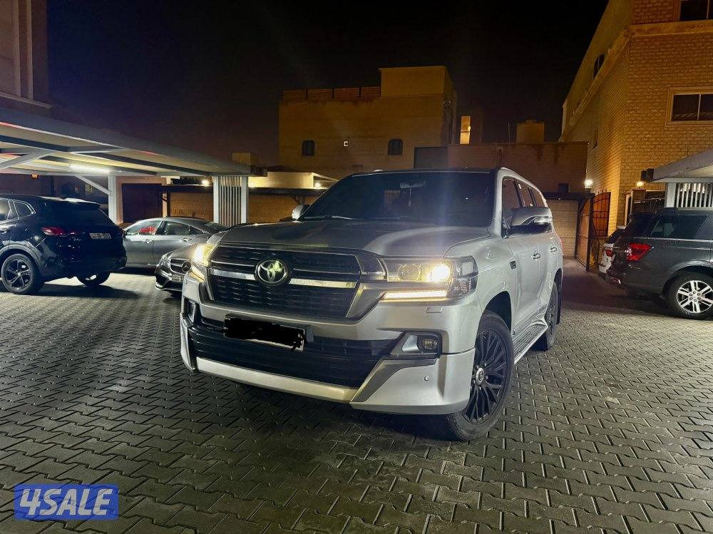 للبيع لاند لون سلفر 2018 مجدد2021 ماشي 230 فيه صبغ تجميلي9