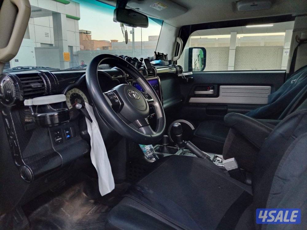 تيويتا fj موديل 20145