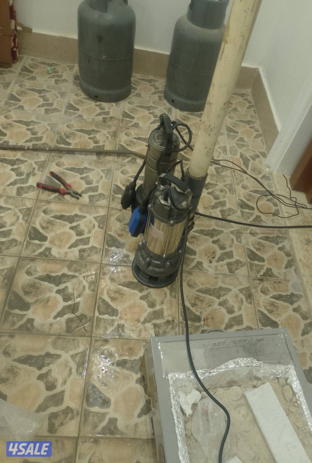 فني صحي تركيب وتصليح مضخات السرداب ومضخات المياه0